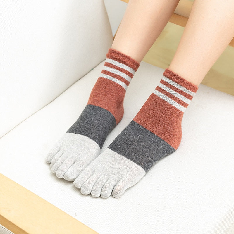 Ladies Socks Colorful Striped Patchwork Socks Women Cotton Five Finger Toe Breathable Soft Short Sock Girls Streetwear Dropship